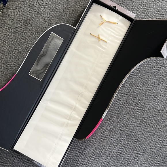 Hair extensions Flip N' Go  by Shilo 16-18" - #1 Jet Black w/ gift bag - Picture 6 of 8